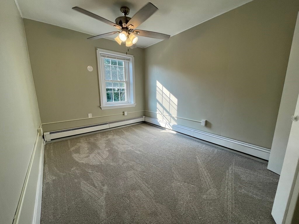 Building Photo - 64 Grove St