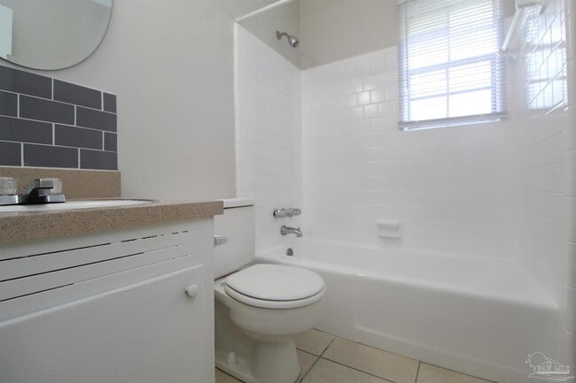 Building Photo - 10151 Guidy Ln