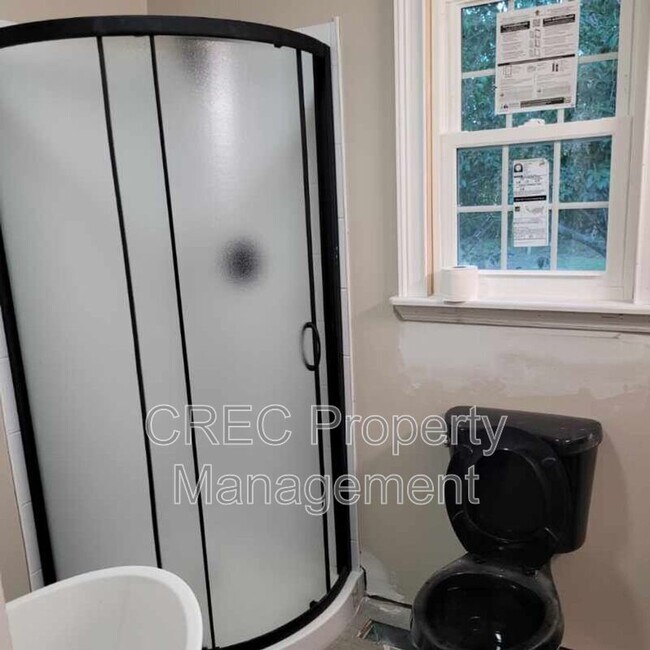 Building Photo - 417 Joy Dr