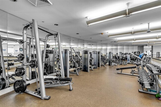 Building Photo - 19333 Collins Ave