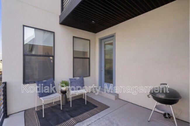 Building Photo - 2442 N Gotland Wy