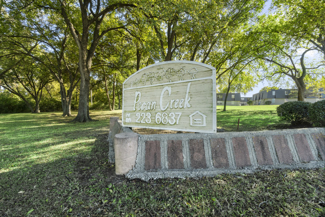 Building Photo - Pecan Creek