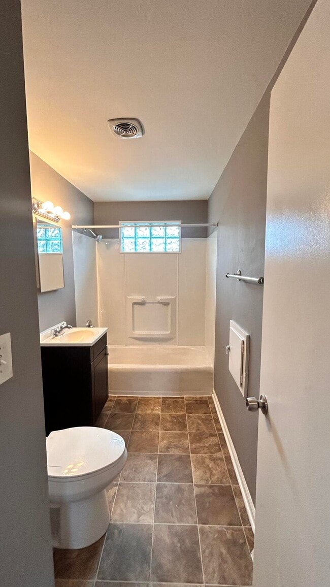 Building Photo - 5747 N 93rd St