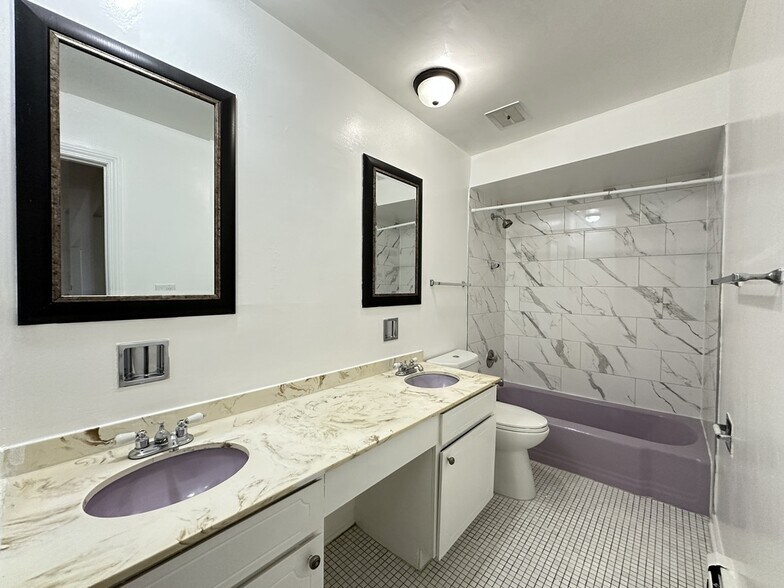 Building Photo - 630 Lincoln Ave