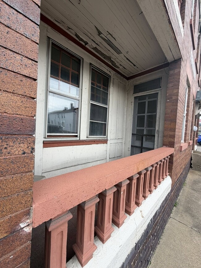 Building Photo - 715 Elberon Ave