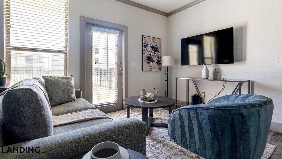 Building Photo - 12500 Shadowglen Trce