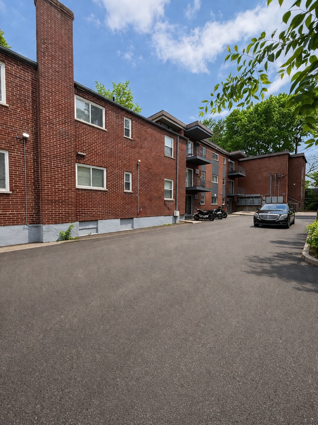 Building Photo - St James Apartments