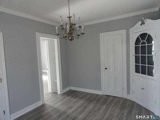 Building Photo - 177 E Pearl St