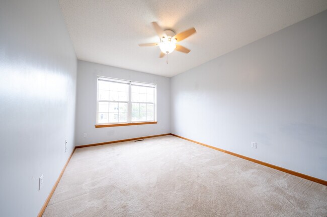 Building Photo - 799 Cobblestone Way