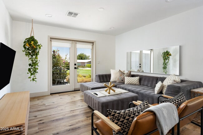 Building Photo - 2331 N 53rd St