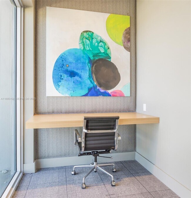 Building Photo - 9600 S Dixie Hwy