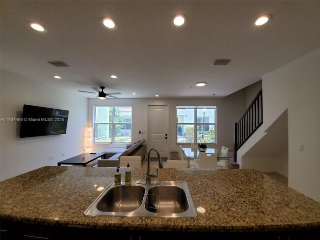 Building Photo - 1430 NW 48th Dr