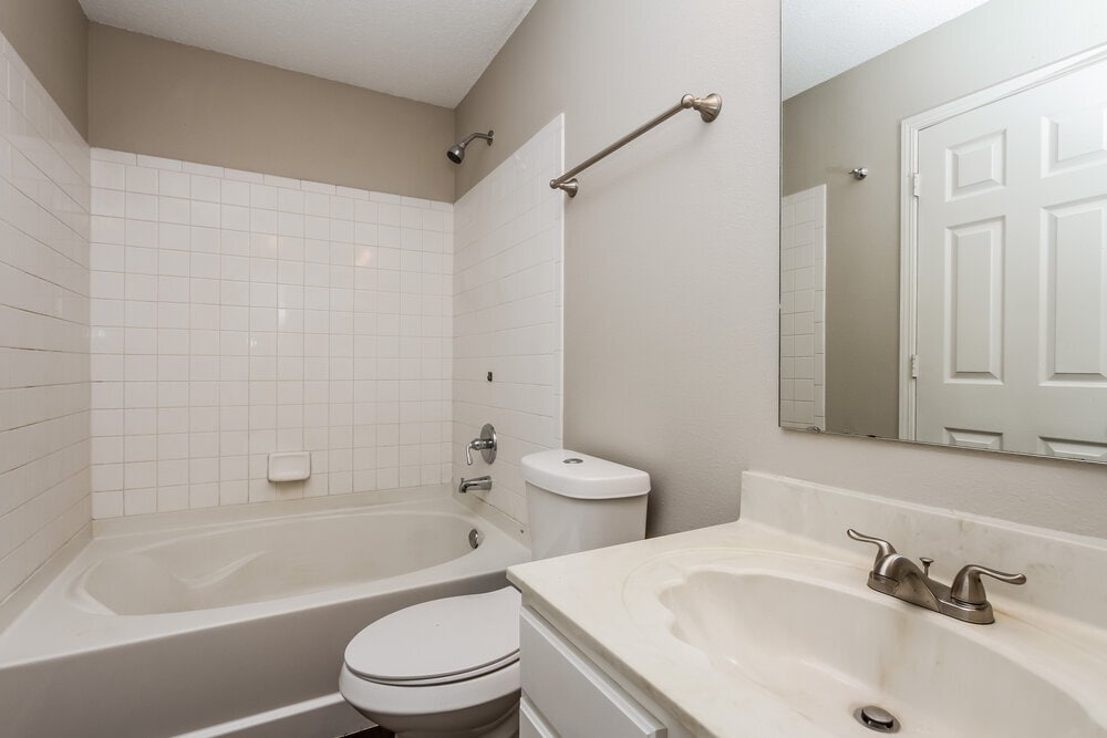 Building Photo - 6715 Everbloom Ln