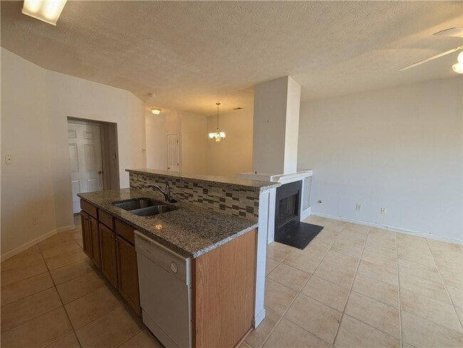 Building Photo - 158 Haven Oak Way