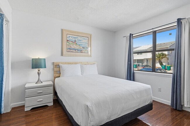 Building Photo - 16 Gulf Breeze Ct