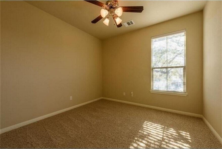 Building Photo - 14001 Avery Ranch Blvd