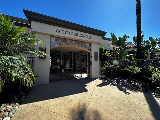 Building Photo - Studio in Point Loma