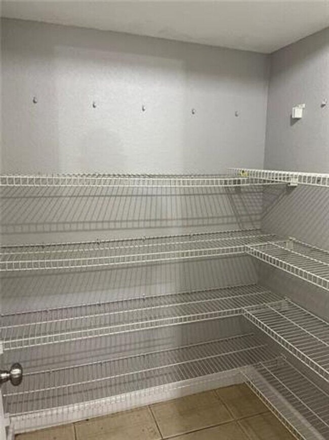 Building Photo - 349 NE 36th Terrace