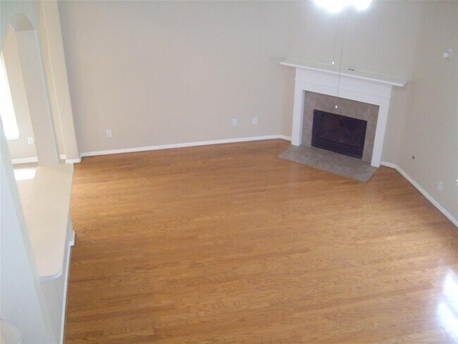 Building Photo - 14906 White Forge Ln