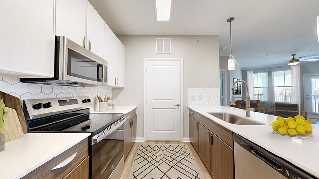 Newly Renovated Kitchen with Stainless - Talison Row at Daniel Island Apartments