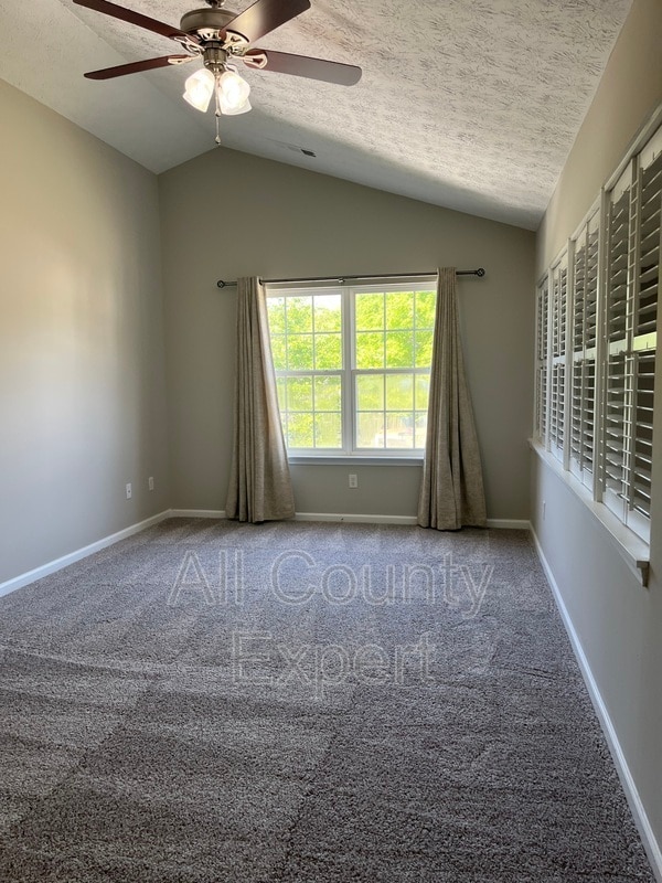 Building Photo - 5480 Mountain Top Pl