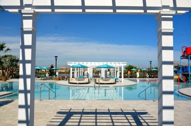 Building Photo - 8816 Corcovado Dr