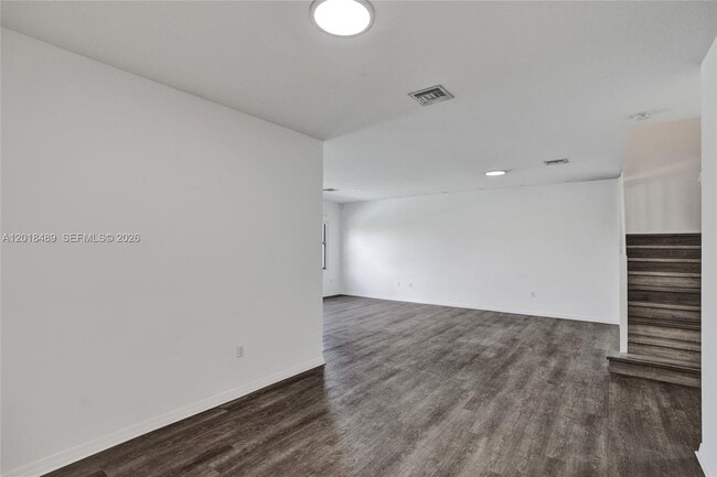 Building Photo - 643 NE 191st Terrace