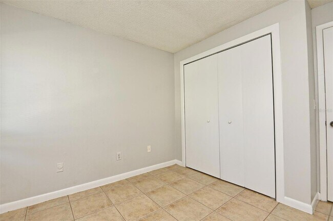 Building Photo - 123 Lori Anne Ln