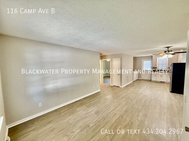 Building Photo - 116 Camp Ave