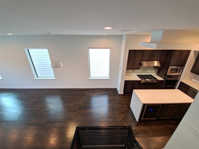 Building Photo - 4307 Schuler St