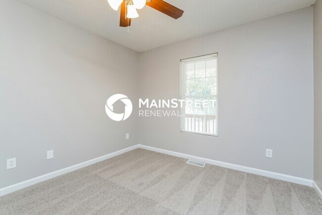 Building Photo - 4 Bedroom Pet-Friendly Home in Selma, NC w...