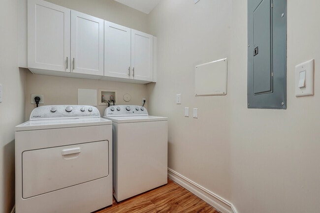 Building Photo - 2087 Wingate Bend