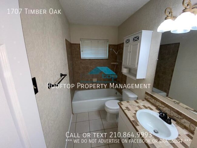 Building Photo - 1707 Timber Oak St