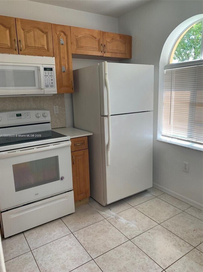 Building Photo - 26232 SW 135th Pl