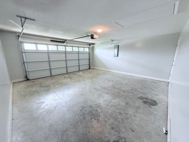 Building Photo - 309 Eagle Pointe Dr
