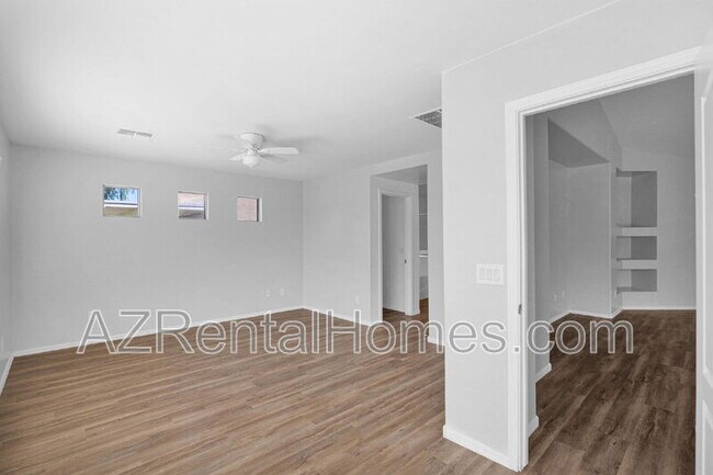 Building Photo - 11187 W Tonto St