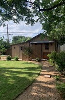 Building Photo - 623 W Mulberry Ave