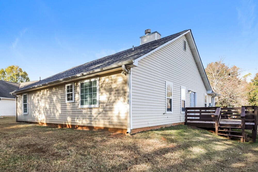 Building Photo - 1825 Neighborhood Walk