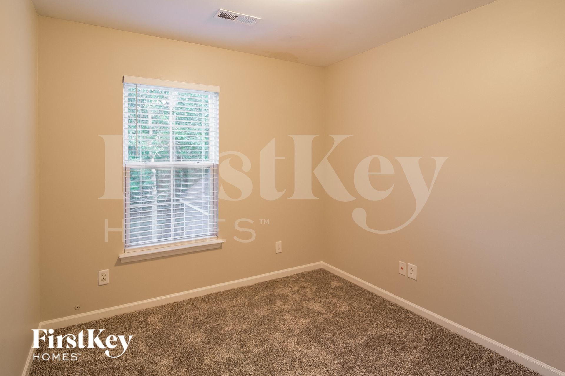 Building Photo - 8954 Planters Row Ln