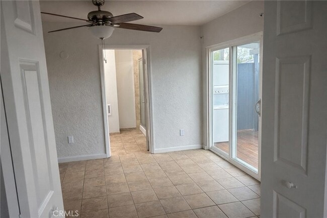 Building Photo - 494 Alta Mesa Dr