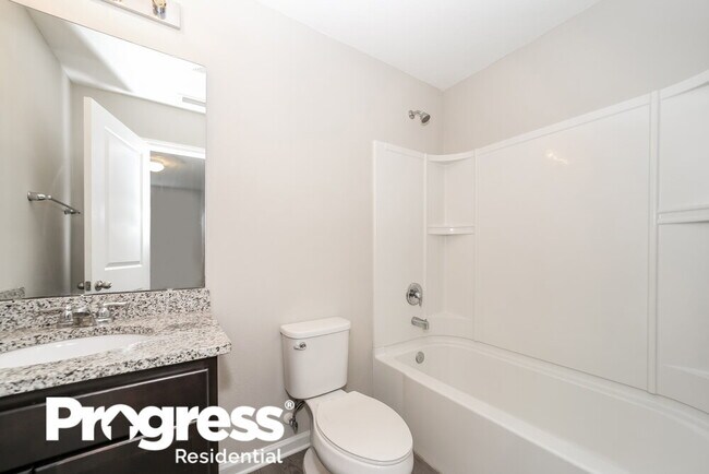 Building Photo - 12717 Camden Crossing Dr