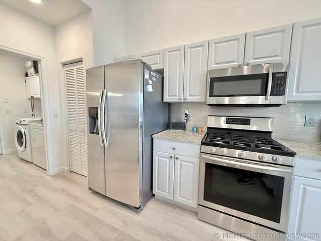 Building Photo - 46 Pinnacle Cove