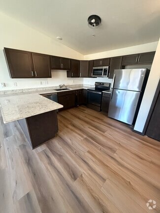 Building Photo - Meadowlark Village