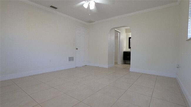 Building Photo - 874 Dolphin Ave NW