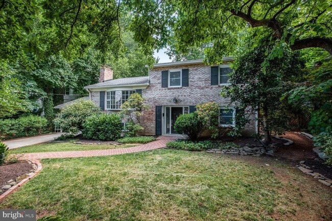 Building Photo - 1403 Ellison St