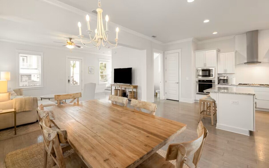 Building Photo - 318 Grande Pointe Cir