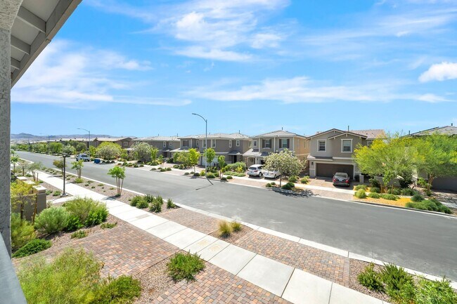 Building Photo - Modern Cadence Townhome with Sleek Finishes & Open-Concept Living!
