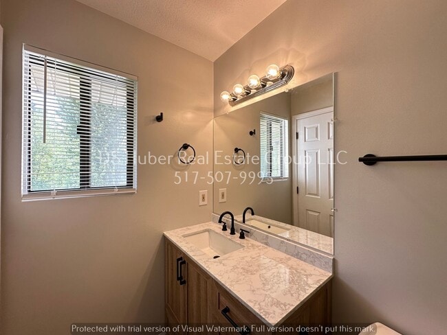 Building Photo - 2349 Coyote Creek Dr