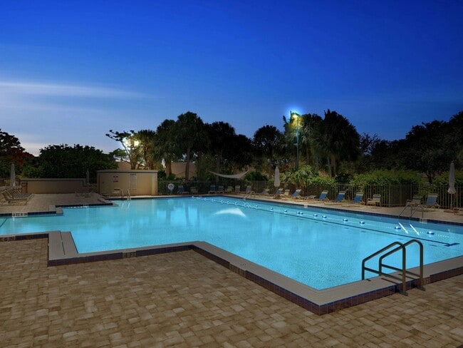 Building Photo - 303 Leeward Dr