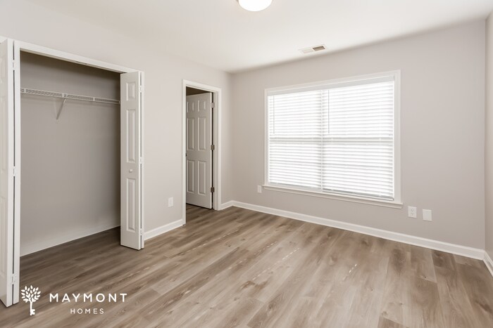 Building Photo - 4364 Walforde Blvd